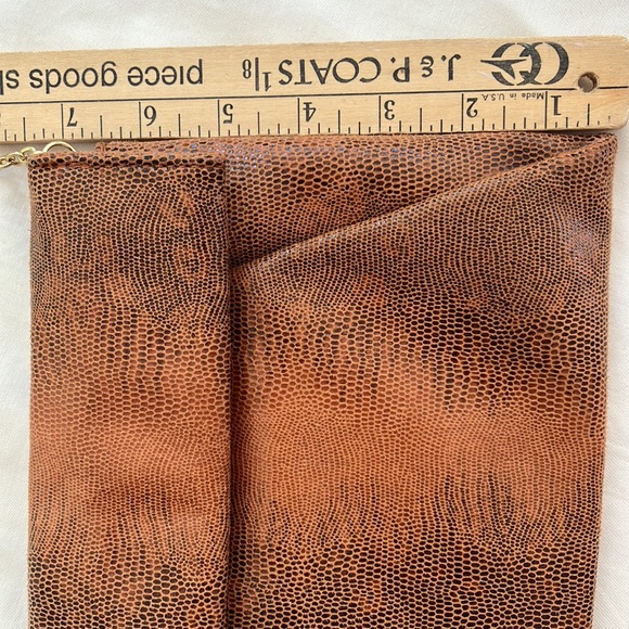 Urban Expressions Faux Leather Vegan Crossbody Clutch Purse New with Tags - Picture 14 of 15